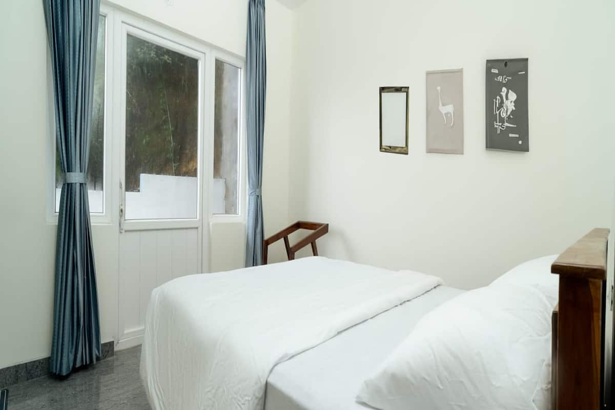Suite | 1 bedroom, Egyptian cotton sheets, premium bedding, desk