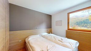 1 chambre, bureau, Wi-Fi, draps fournis