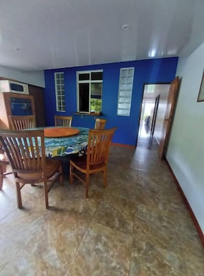 Dining - Hitinui 2 private rooms (Avera)