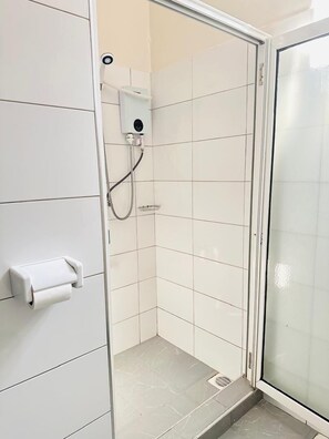 무료 세면용품, 슬리퍼, 타월, 비누