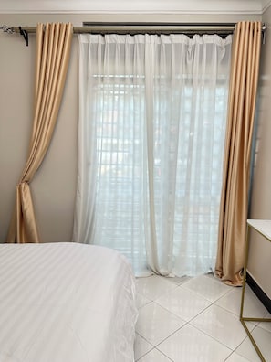Appartement Confort, balcon, vue ville