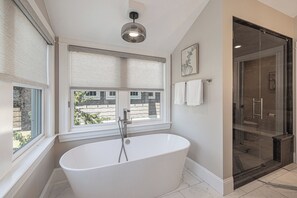 Hårtørrer, håndklæder, Sæbe, Shampoo