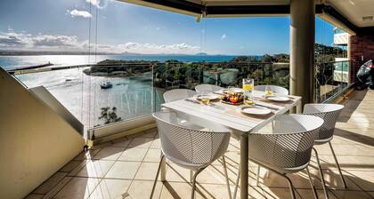 Beachfront Beauty in Buddina