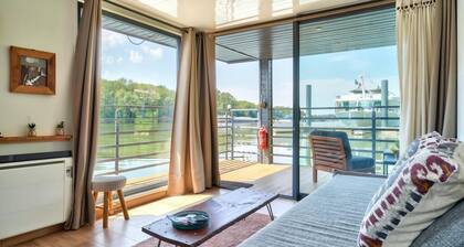 HouseBoat : Une maison sur l'eau