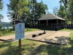 Enceinte de l’hébergement