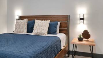 3 habitaciones, tabla de planchar con plancha, wifi y ropa de cama
