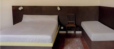 4 室のベッドルーム、WiFi、ベッドシーツ