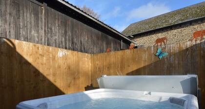 Comfy Holiday Home in Burg Reuland With Sauna, Terrace, BBQ