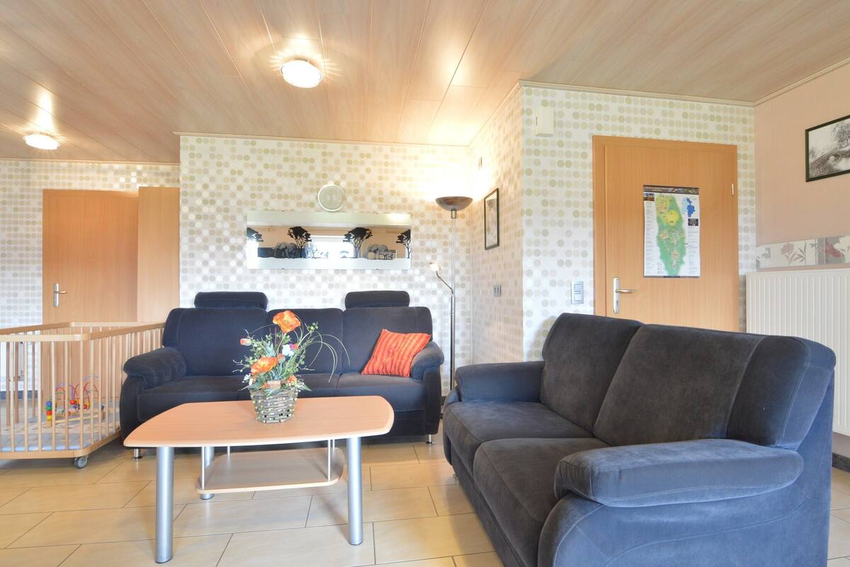 Classic House, 2 Bedrooms | Living room | DVD player