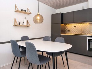Apartemen Elite, 3 kamar tidur | Interior