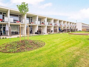 Classic Apartment, 2 Bedrooms | Exterior