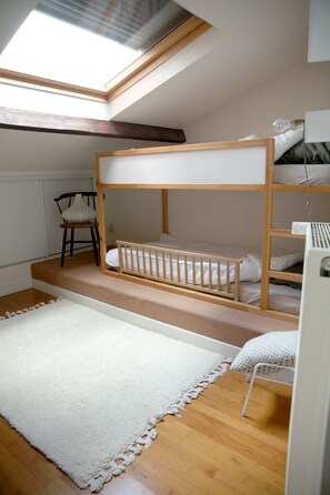 2 soverom, wi-fi (inkludert) og sengetøy