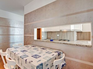 House | Dining - Apartment in Northern Zone of Riccione, 150 Meters From the sea (Riccione)