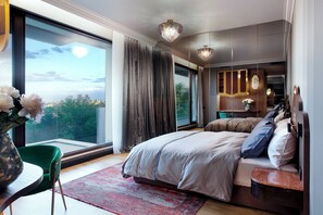 Luxury Apartment, 2 Bedrooms, Partial Lake View | Premium bedding, memory foam beds, in-room safe, desk - Room12 (Bucharest)