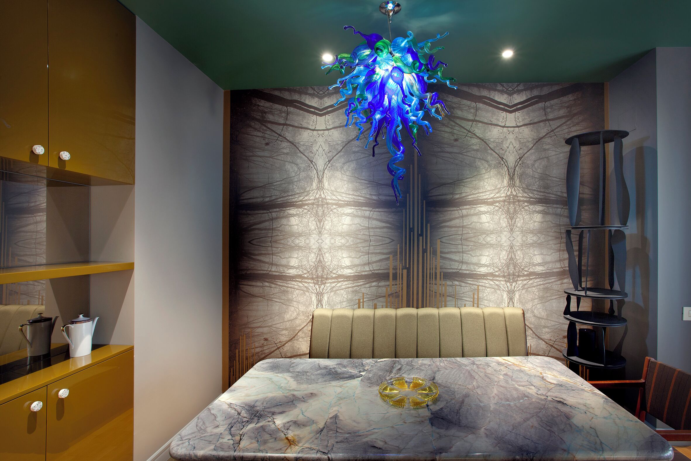 Superior Apartment, City View | Dining room