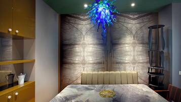 Apartemen Superior, pemandangan kota | Ruang makan