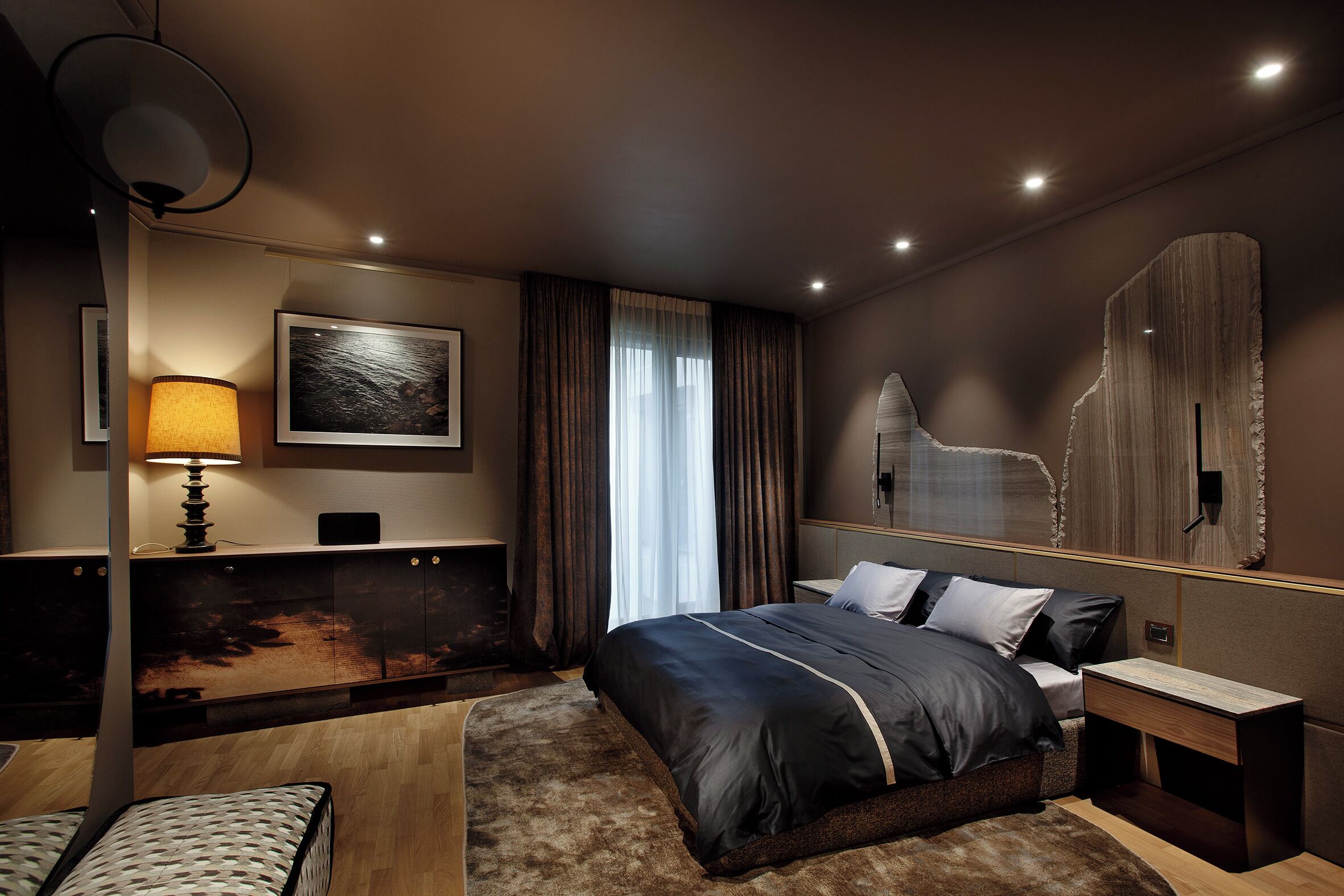 Premier Apartment, Park View | Premium bedding, memory foam beds, in-room safe, desk