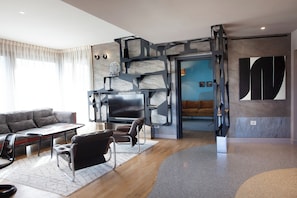 Appartement Deluxe, vue parc | Coin séjour | Imprimantes