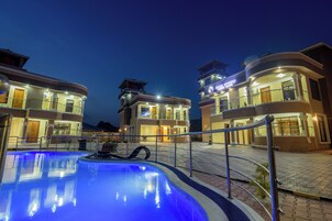 Fachada de la propiedad