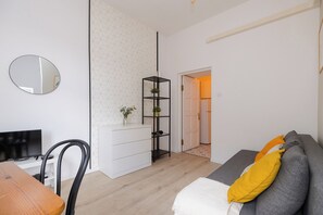 Comfort Apartment, City View | Individually decorated, individually furnished, iron/ironing board - ShortStayPoland Krakowskie Przedmieście (Lublin)