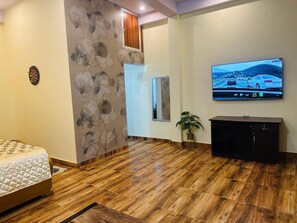 Apartment, Balcony | Living area | Flat-screen TV - Bhanu Bhawan (Jaipur)