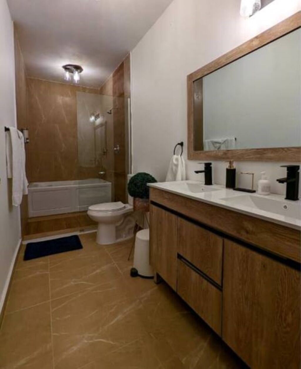 Jetted bath, hair dryer, towels, soap