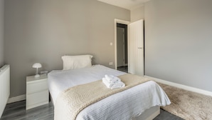 Apartment - Modern 3 Bedrooms Apartment in Canning Town (London)