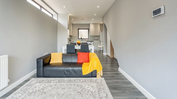 Apartment | Interior - Modern 3 Bedrooms Apartment in Canning Town (London)