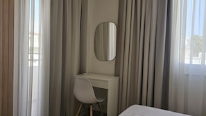 2 habitaciones, tabla de planchar con plancha y wifi gratis 