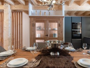 Dining - Modern chalet in Vars with Wifi and indoor parking (Vars)