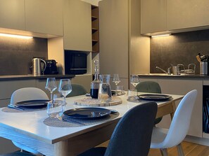 Dining - Stunning apartment with large terrace and parking in Vars (Vars)