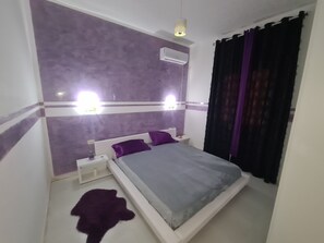 2 bedrooms, iron/ironing board, WiFi, bed sheets