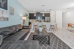 House (4 Bedrooms) | Property amenity - 1570 Sandbagger Drive (Davenport)