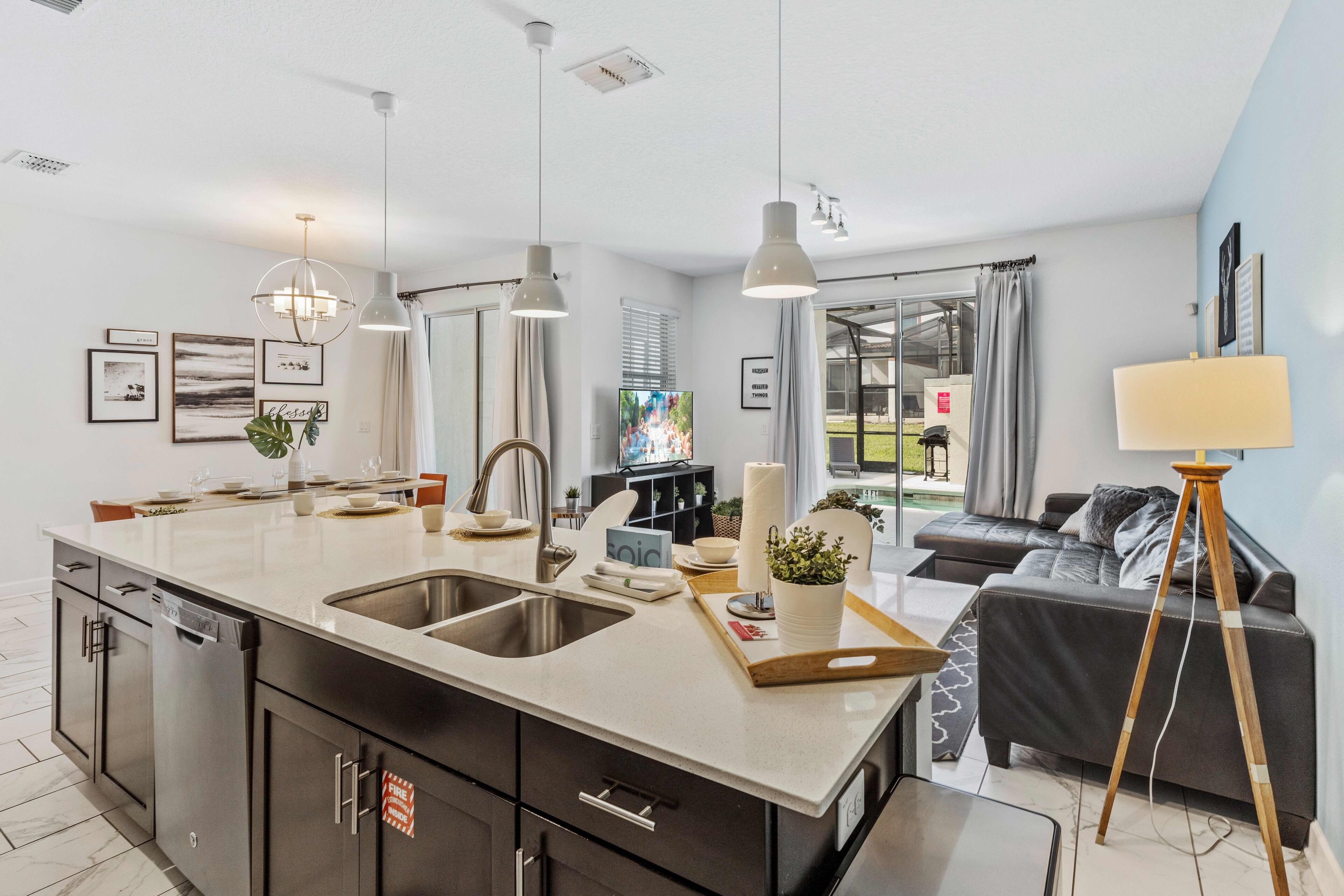 House (4 Bedrooms) | Property amenity