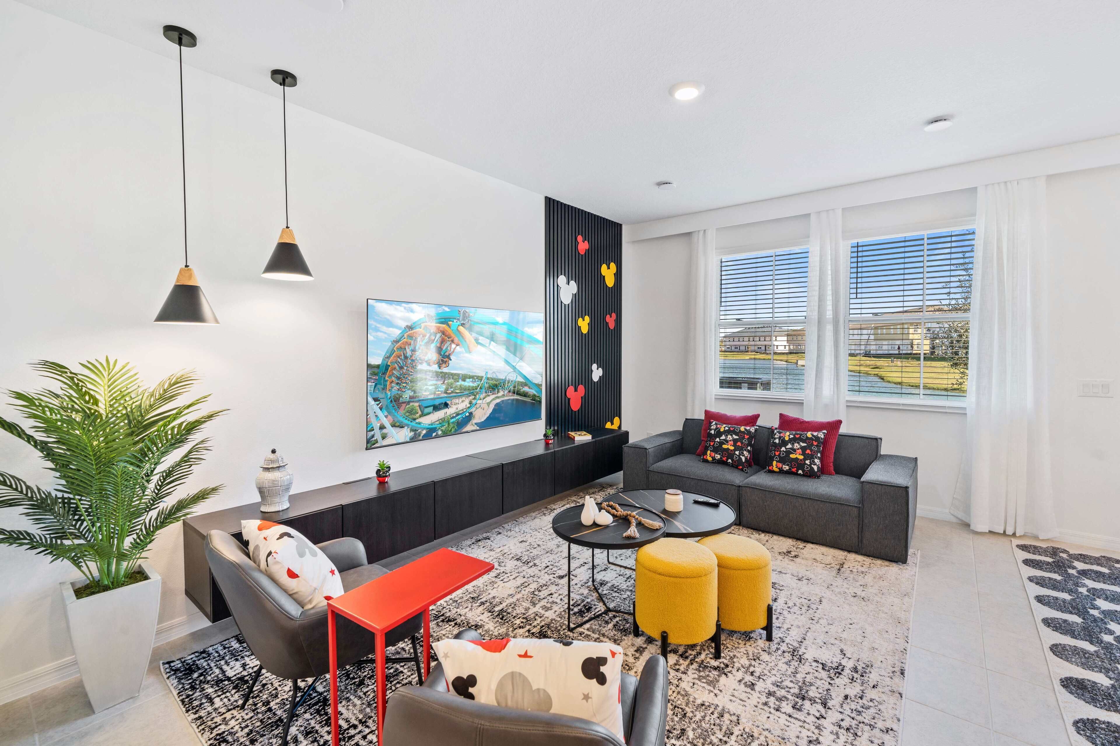 House (3 Bedrooms) | Front of property