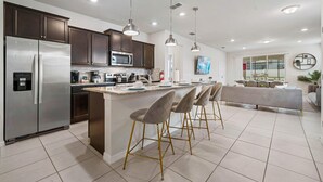 House (Multiple Bedrooms) | Property amenity - 2211 Lelani Circle (Davenport)