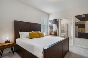 House (Multiple Bedrooms) | Property amenity - 2211 Lelani Circle (Davenport)