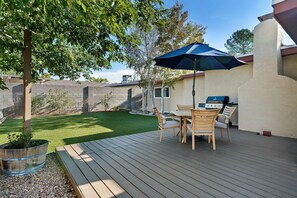 تناول الطعام بالخارج