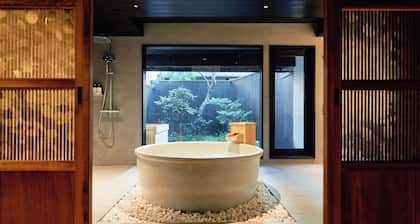 Kyoto Machiya Kamogawa Gardens