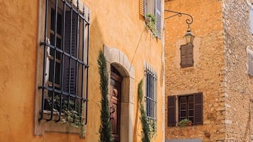 Dettaglio esterni