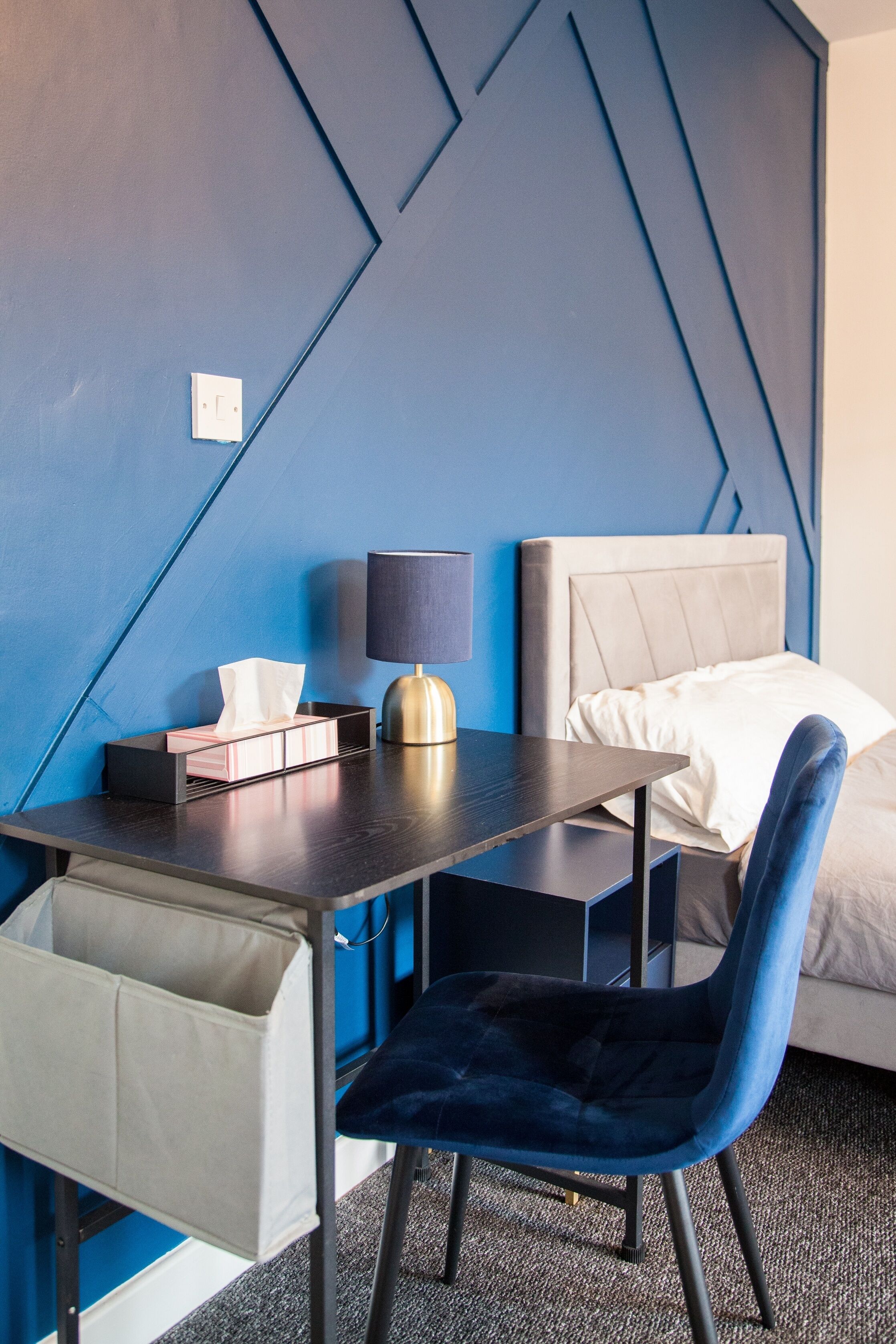 4 bedrooms, iron/ironing board, free WiFi, bed sheets