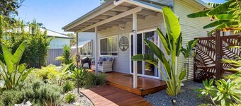 Shoaly House Cottage - A charming coastal escape