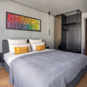 高級寢具、記憶棉床墊、獨特設計、獨特裝修