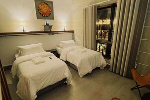 Family Loft | 1 bedroom, desk, rollaway beds, free WiFi