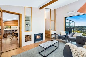 TV, fireplace, stereo, offices