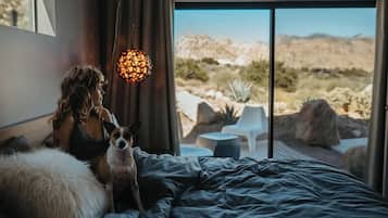 3 slaapkamers, een bureau, gratis wifi, beddengoed