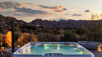 Idromassaggio all'aperto