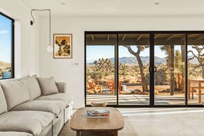 Televisión, oficina