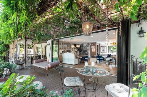 Take it easy at this unique and tranquil getaway.