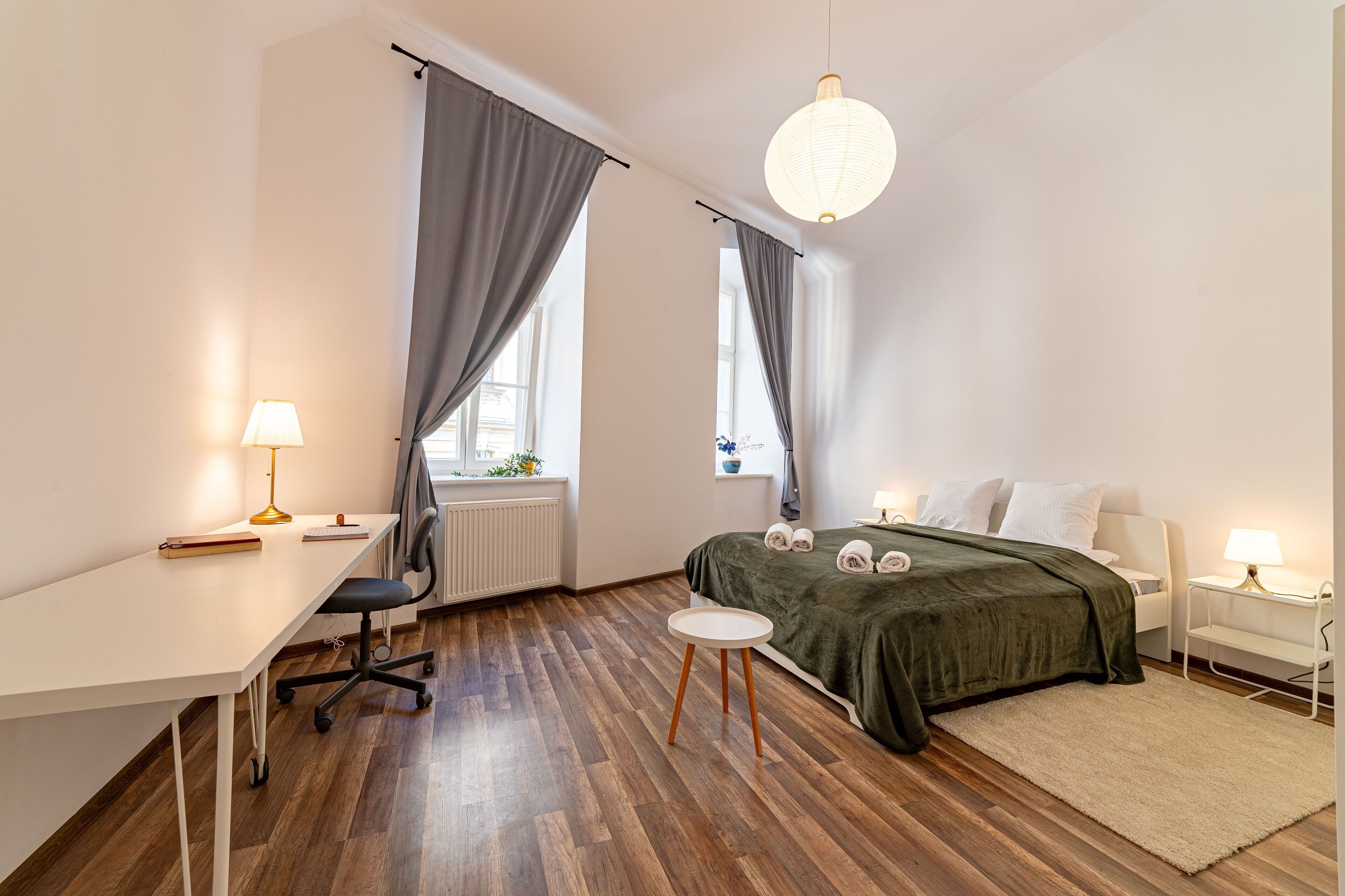 Departamento Premium | 1 habitación, escritorio, tabla de planchar con plancha y wifi gratis 